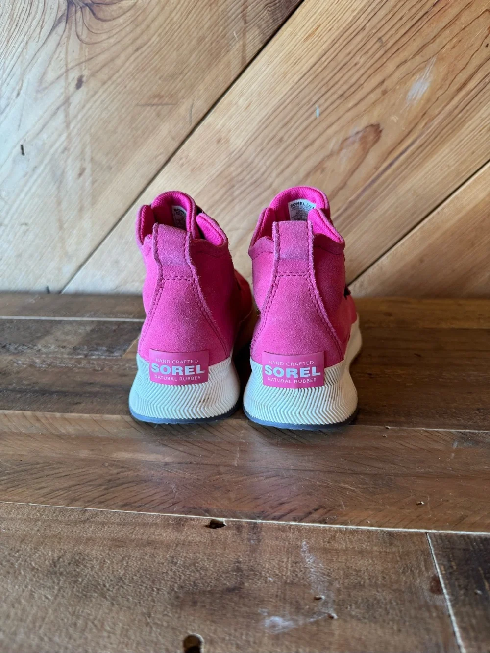 Sorel bright hot